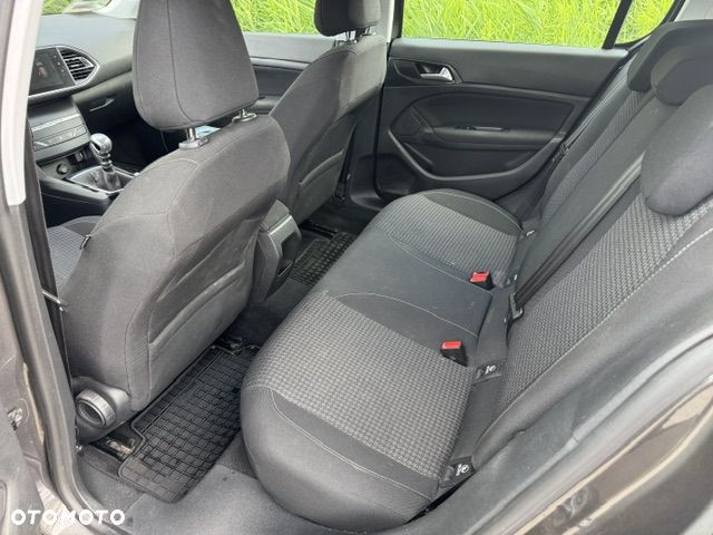 Peugeot 308 1.2 PureTech GPF Business Line S&S - 13