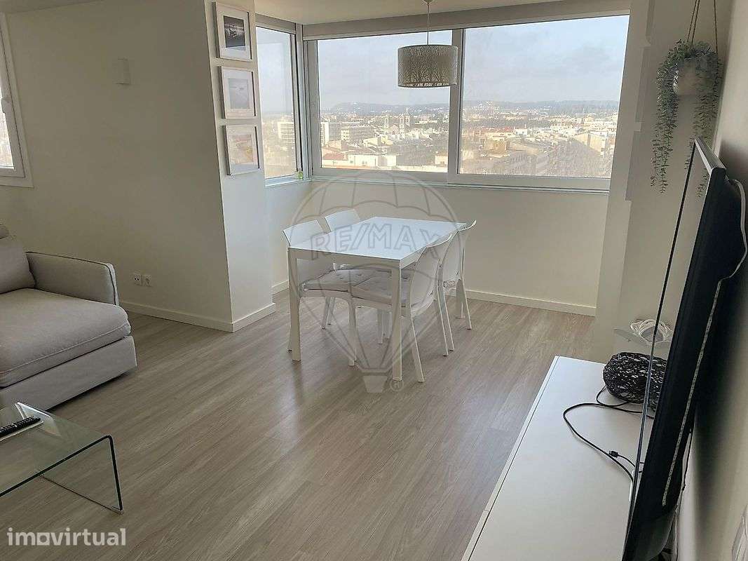 Apartamento T1 para arrendamento - Grande imagem: 4/14