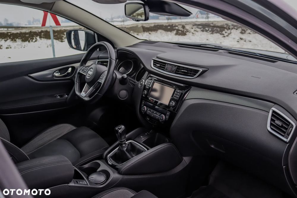 Nissan Qashqai - 14