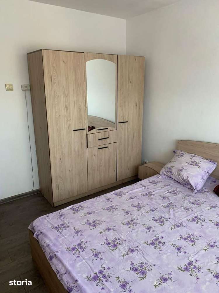 Apartament de vanzare, 3 camere — fotografia 3