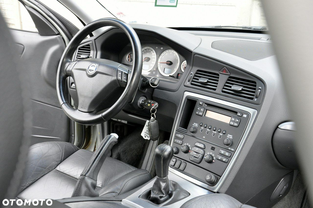 Volvo S60 2.4 Momentum - 6