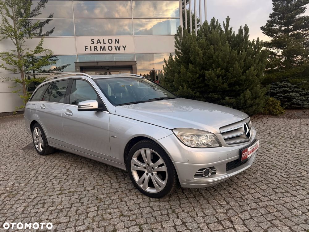 Mercedes-Benz Klasa C - 32