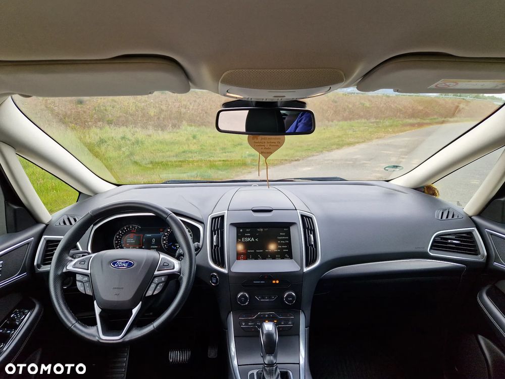 Ford S-Max 2.0 TDCi 4WD Titanium PowerShift - 28