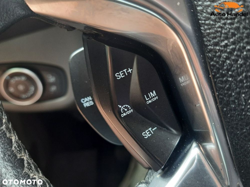 Ford Tourneo Connect - 25