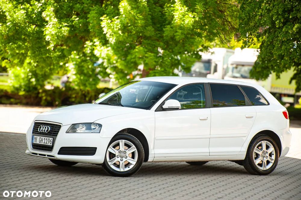 Audi A3 Sportback 1.6 Ambiente - 10