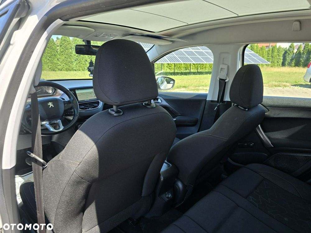 Peugeot 2008 - 19