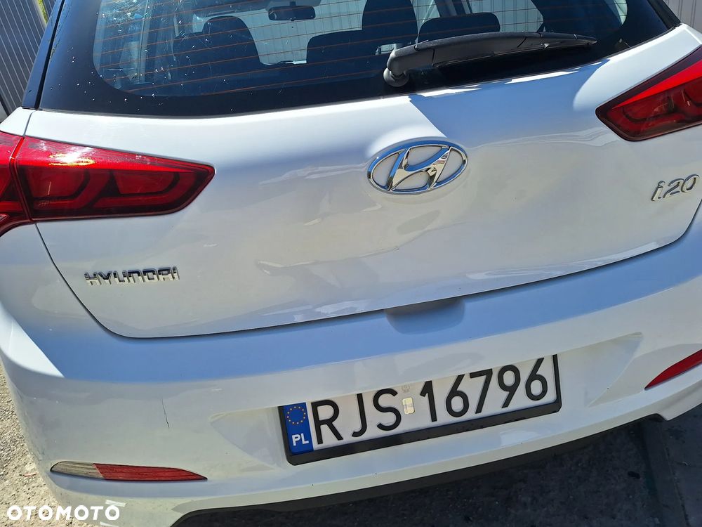 Hyundai i20 1.1 CRDi Classic + - 6