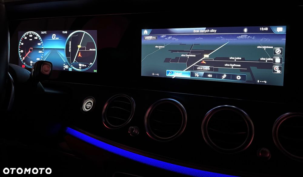 Mercedes-Benz Klasa E 300 Business Edition - 16
