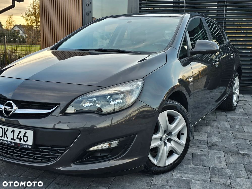 Opel Astra 1.4 Turbo Edition - 17