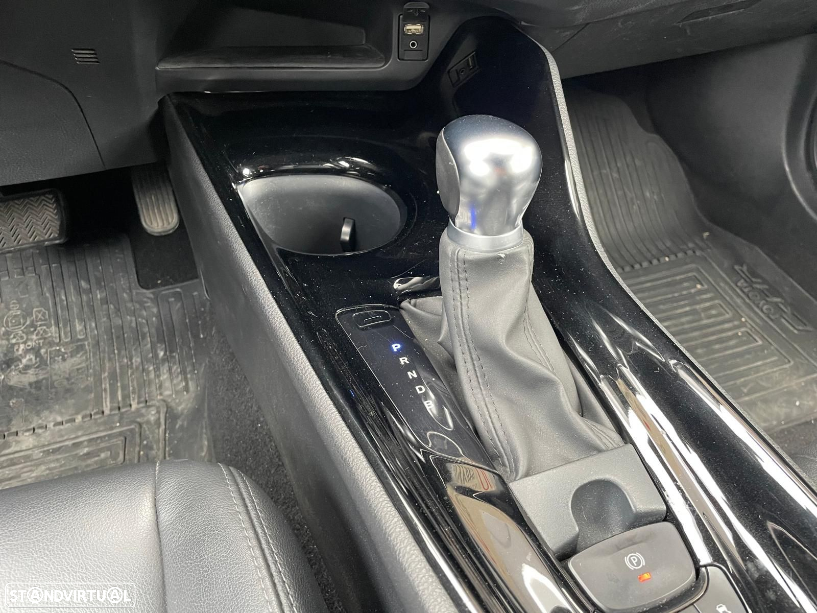 Toyota C-HR - 13