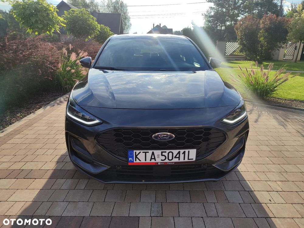 Ford Focus 1.0 EcoBoost Hybrid ST-LINE - 24