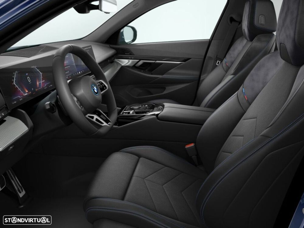 BMW i5 eDrive40 Pack Desportivo M - 3