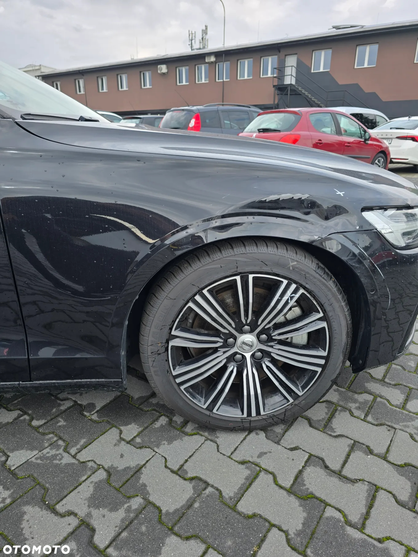 Volvo S60 B5 B AWD Ultimate Dark - 12