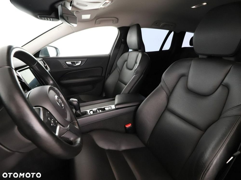 Volvo V60 D3 Momentum - 14