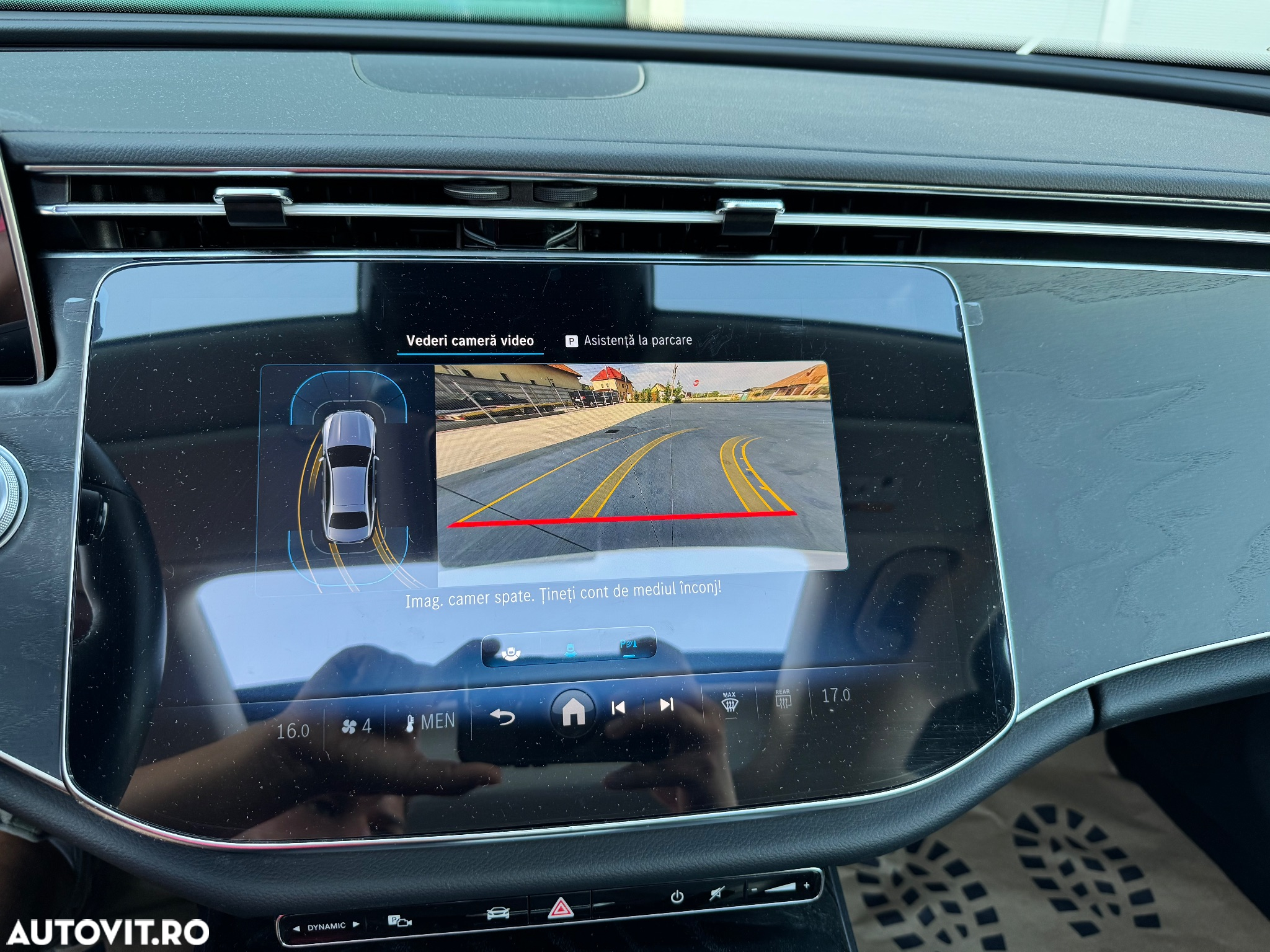 Mercedes-Benz E 220 d T 9G-TRONIC Edition AVANTGARDE - 16