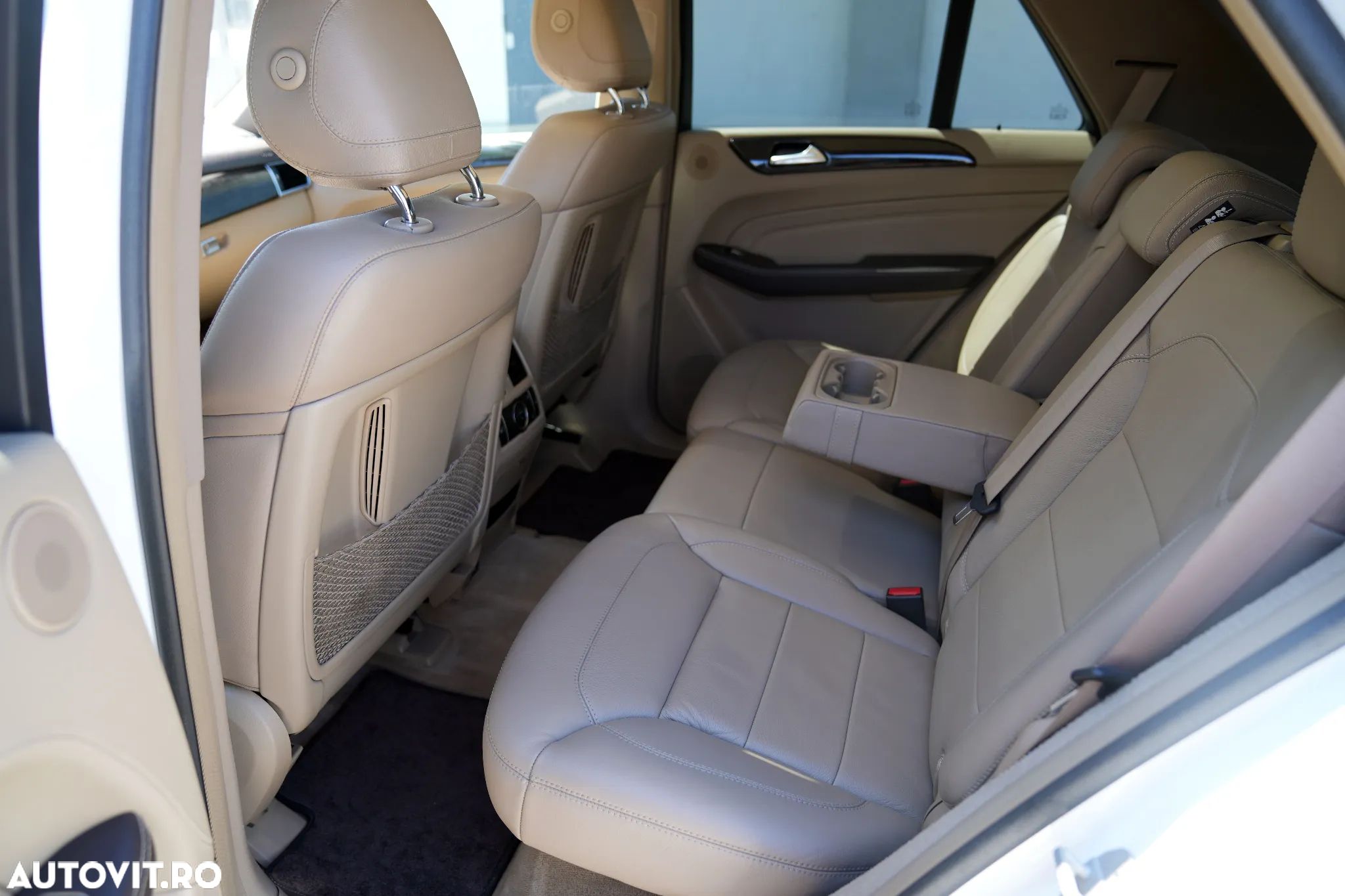 Mercedes-Benz ML 350 BlueTec 4MATIC Aut - 7
