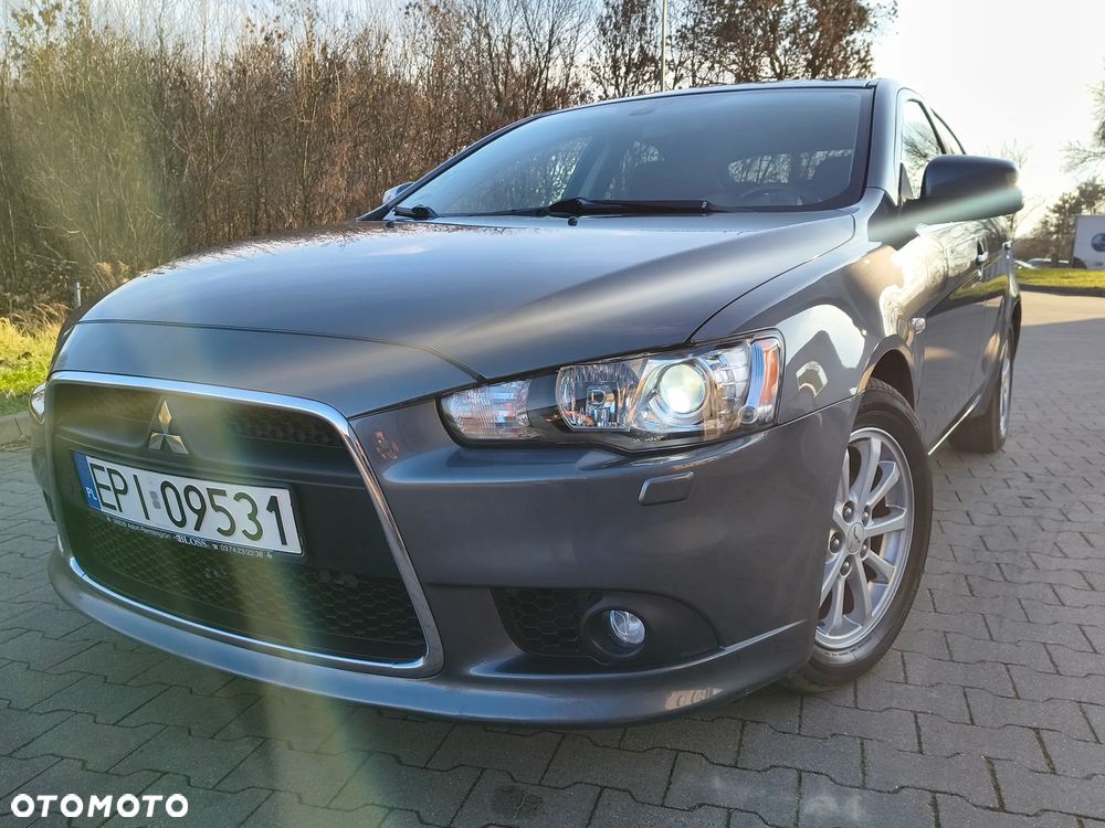 Mitsubishi Lancer - 1