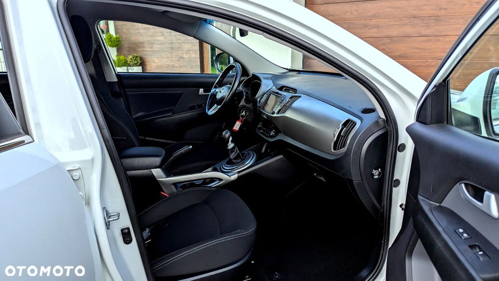 Kia Sportage 1.6 GDI Business Line L 2WD - 11