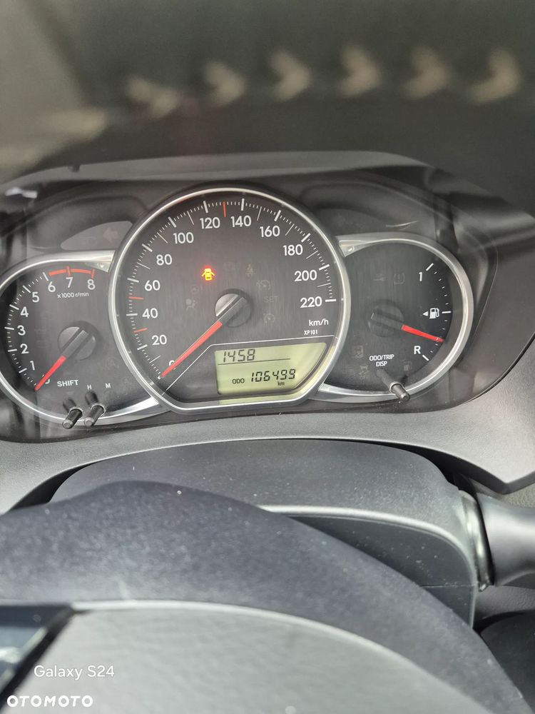 Toyota Yaris 1.33 Selection Passion - 10