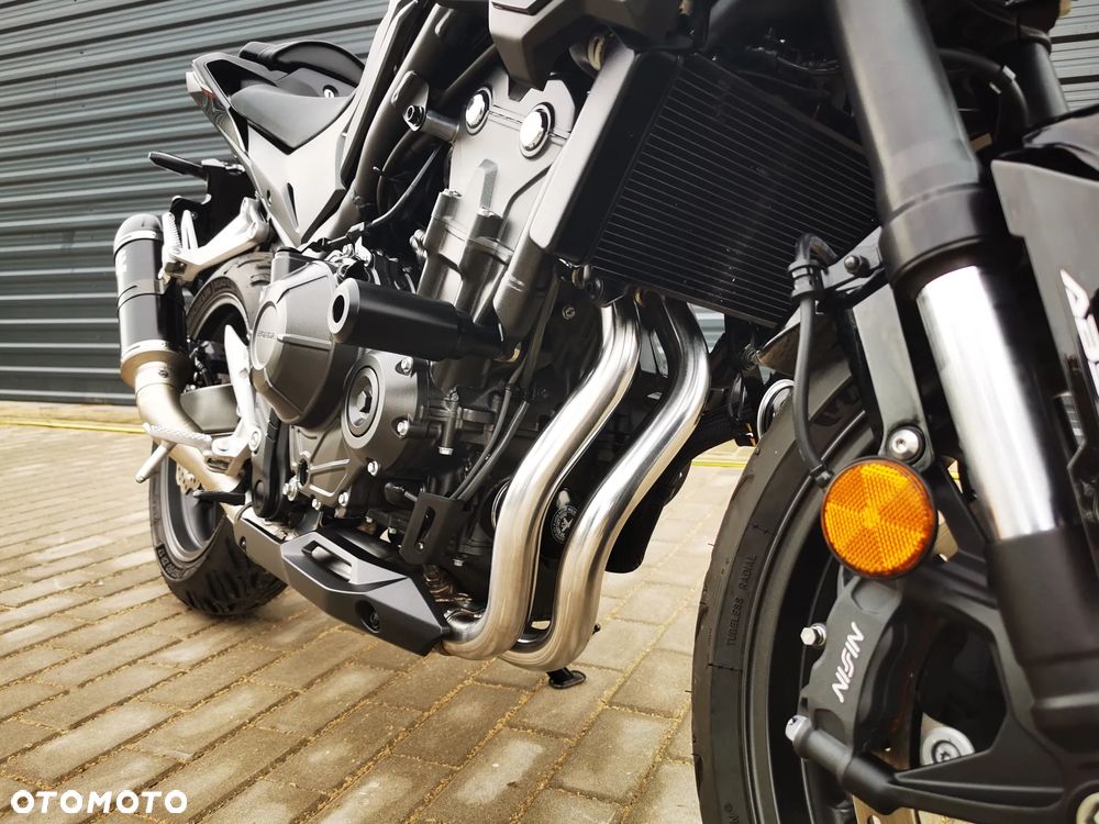 Honda Hornet - 16