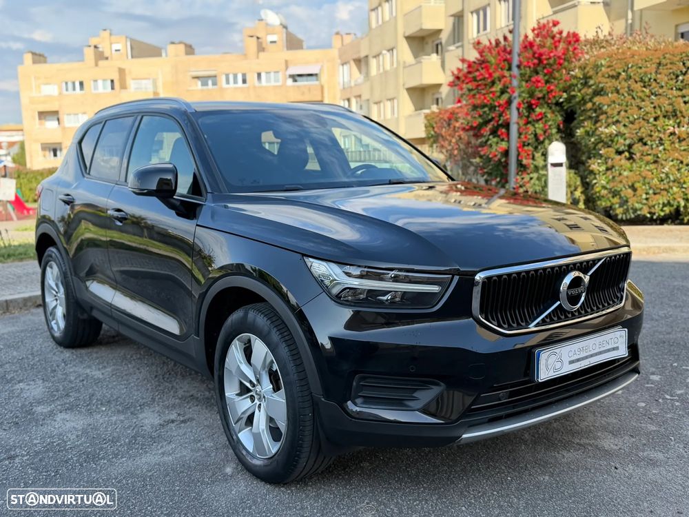 Volvo XC 40 T3 Momentum - 2
