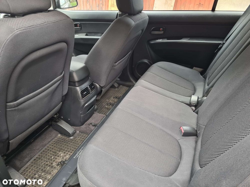 Kia Carens CRDi DPF LX - 7