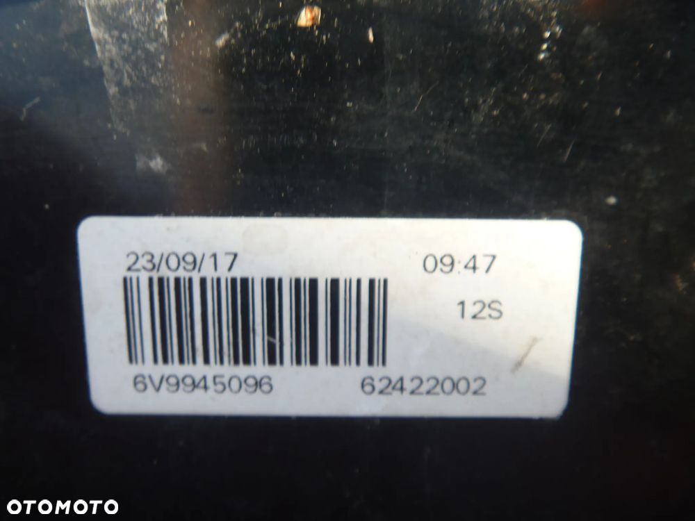 SKODA FABIA III HB LAMPA PRAWY TYŁ TYLNA PRAWA ŁADNA  6V9945096 - 3