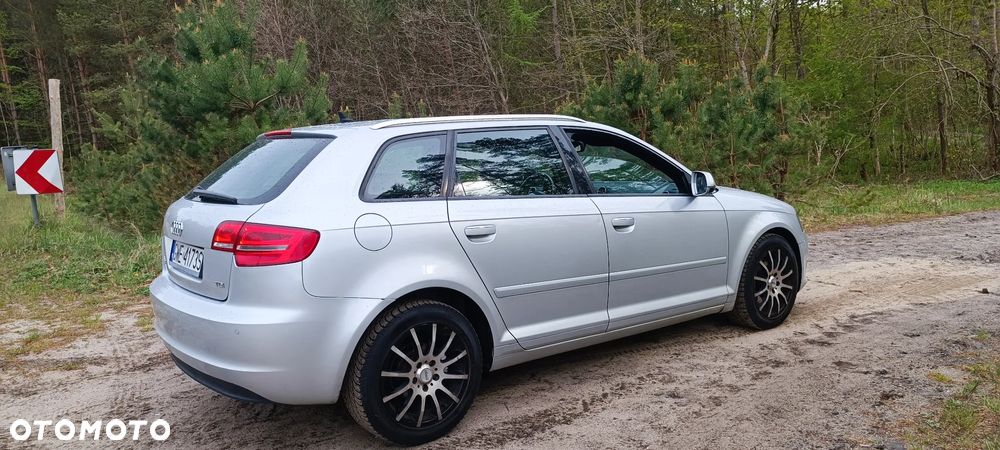 Audi A3 Sportback 2.0 TDI Ambiente - 13