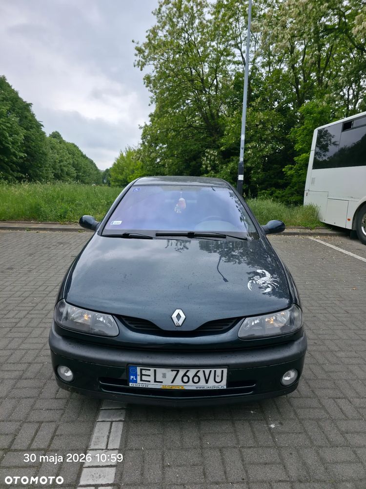 Renault Laguna 1.8 RXT - 2