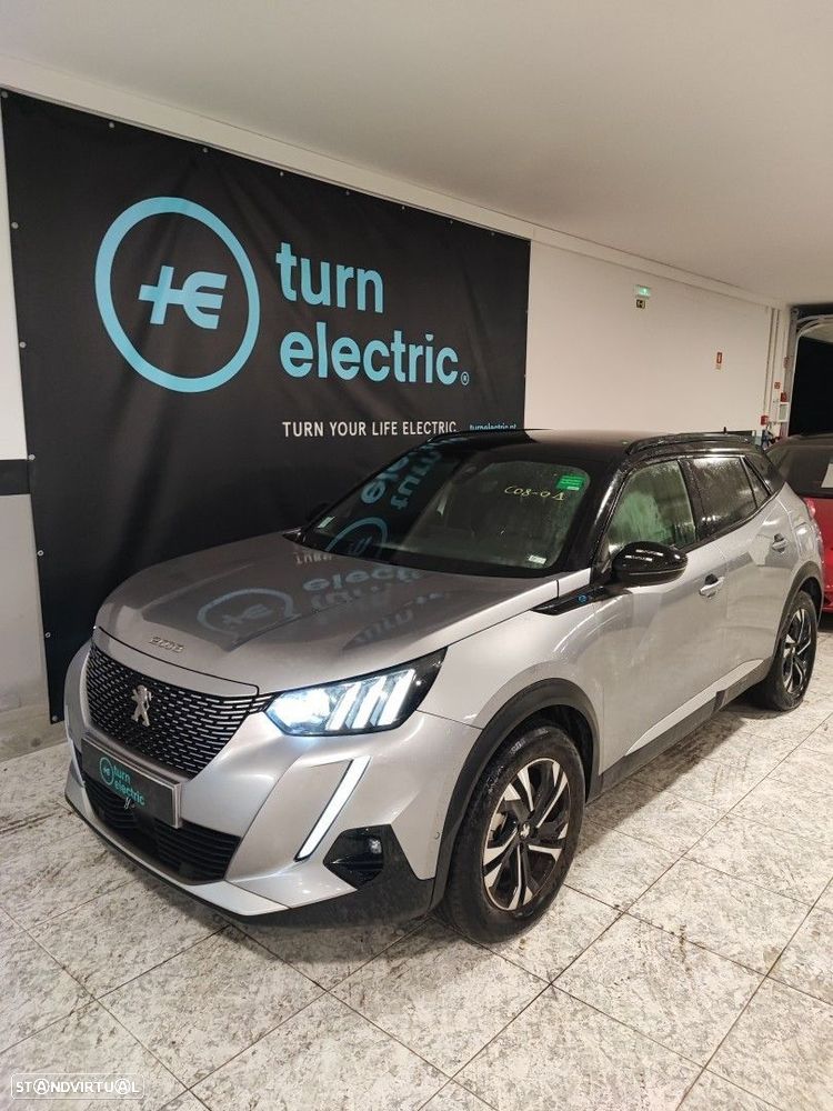 Peugeot e-2008 50 kWh GT - 2