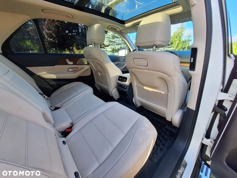 Mercedes-Benz GLE - 11