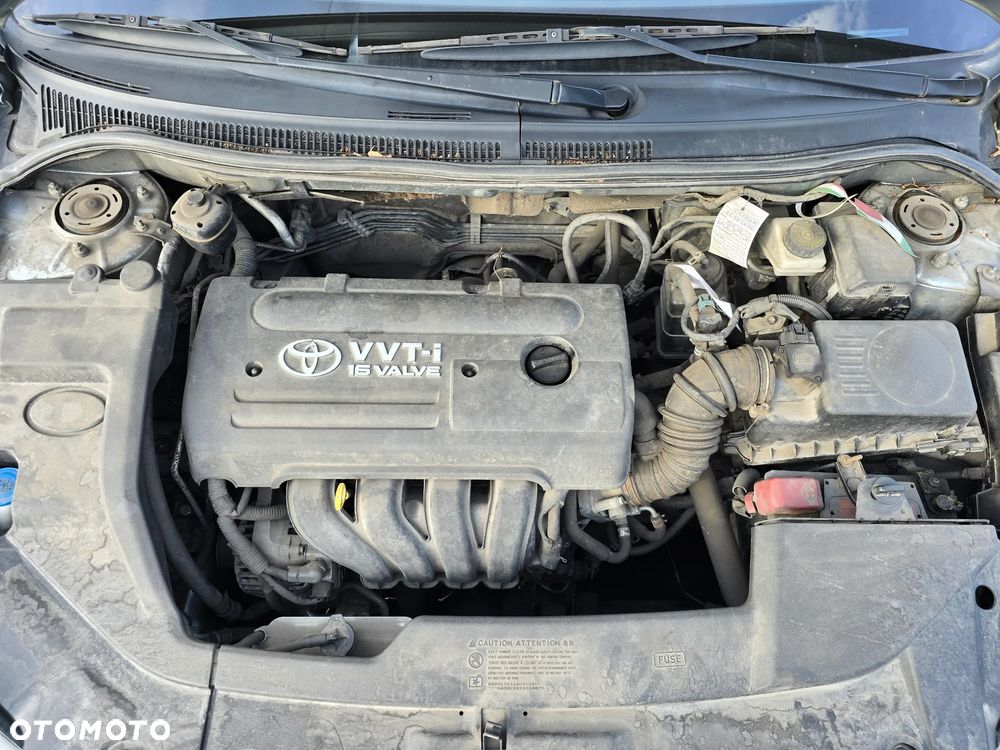 Toyota Avensis 1.6 VVT-i Terra - 18