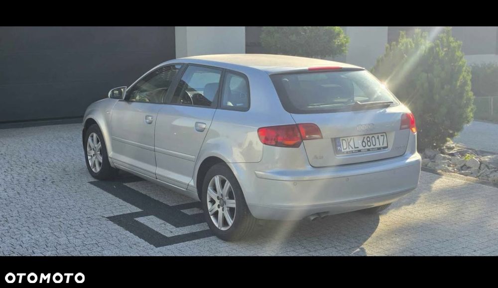 Audi A3 Sportback - 3
