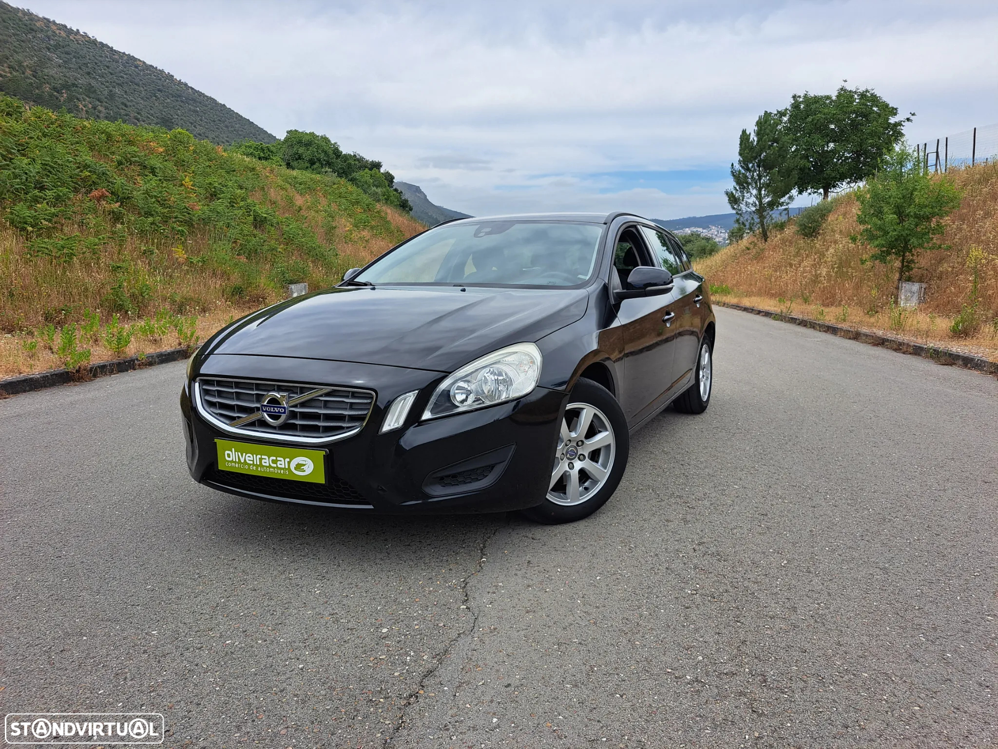 Volvo V60 1.6 D2 Drive Momentum Start/Stop - 10