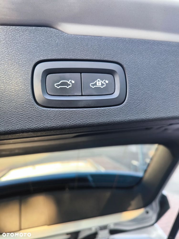 Volvo V60 B4 D Geartronic Momentum - 18
