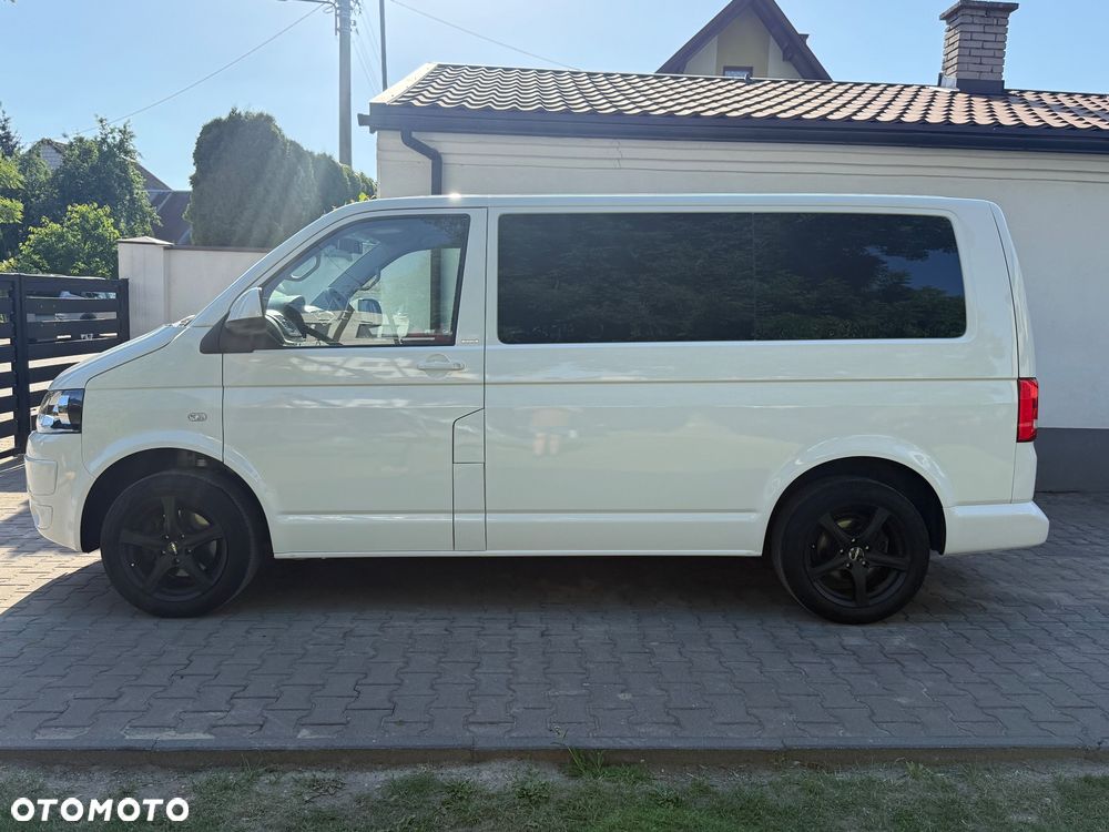 Volkswagen Multivan - 7