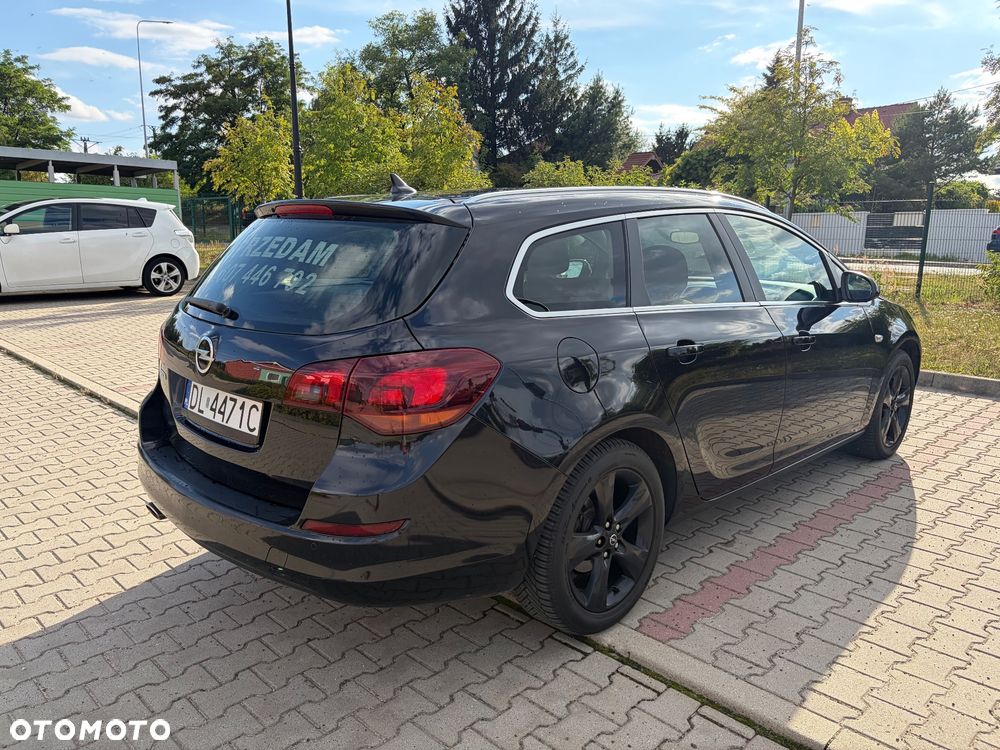 Opel Astra 1.4 T Cosmo - 6