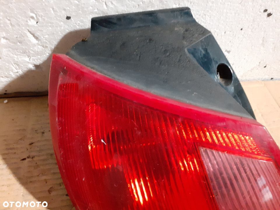 LAMPA TYŁ TYLNA LEWA MITSUBISHI COLT CZ VI ORYGINAŁ - 3