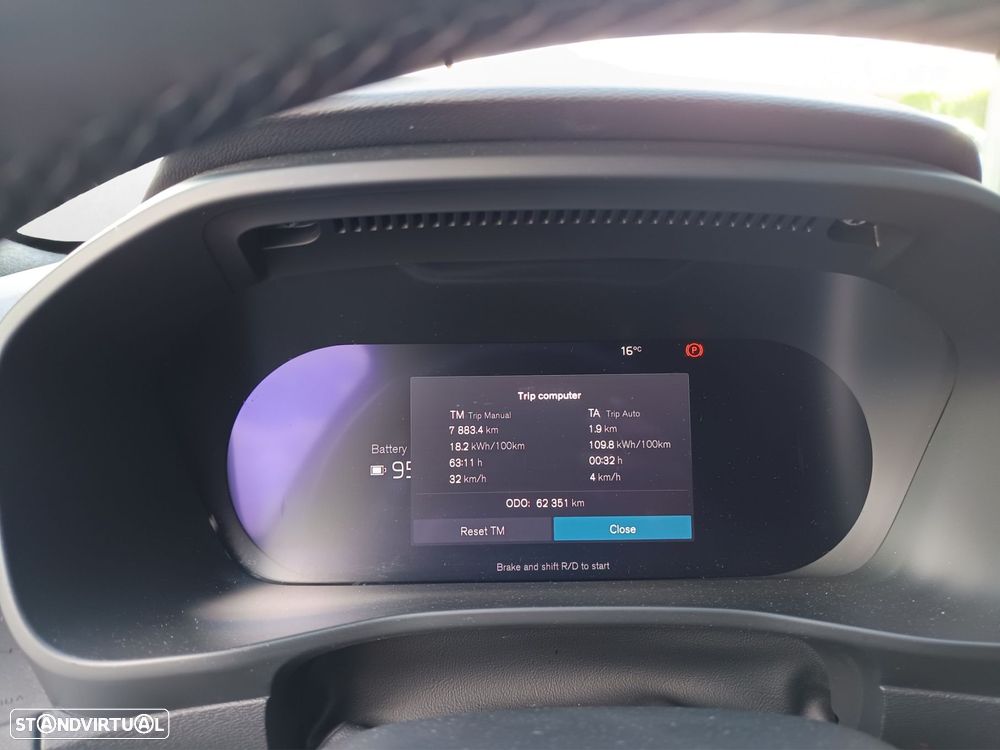 Volvo XC 40 Recharge Core - 23