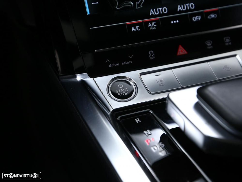 Audi e-tron 55 quattro S line - 21