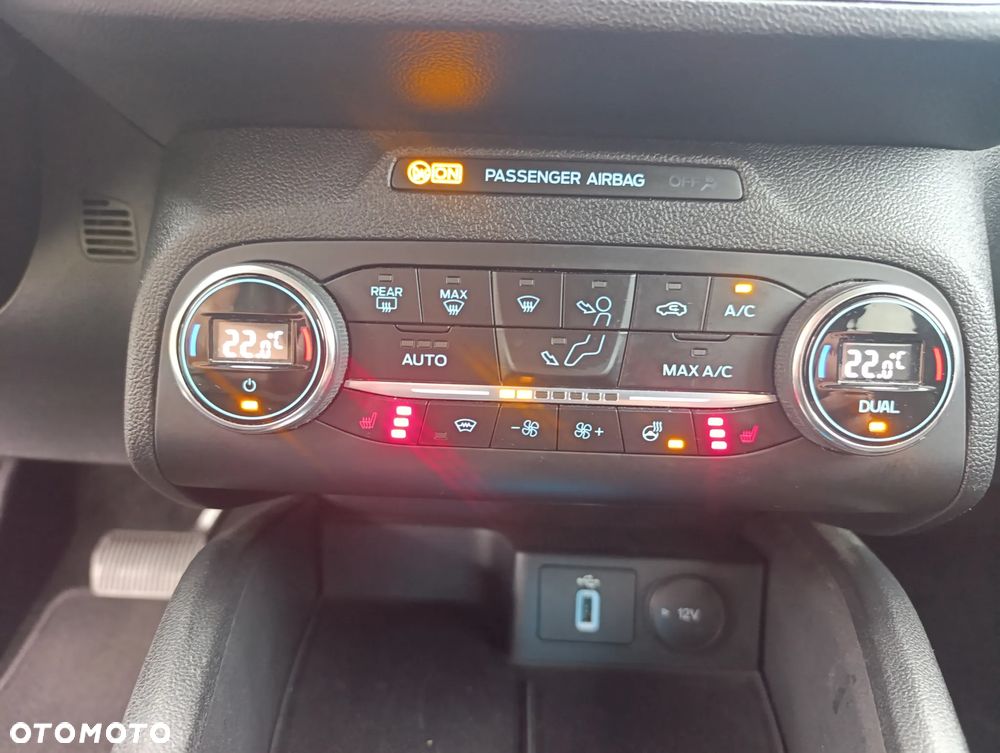 Ford Focus 2.0 EcoBlue Active - 19