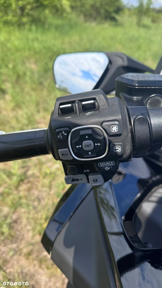 Honda GL - 9