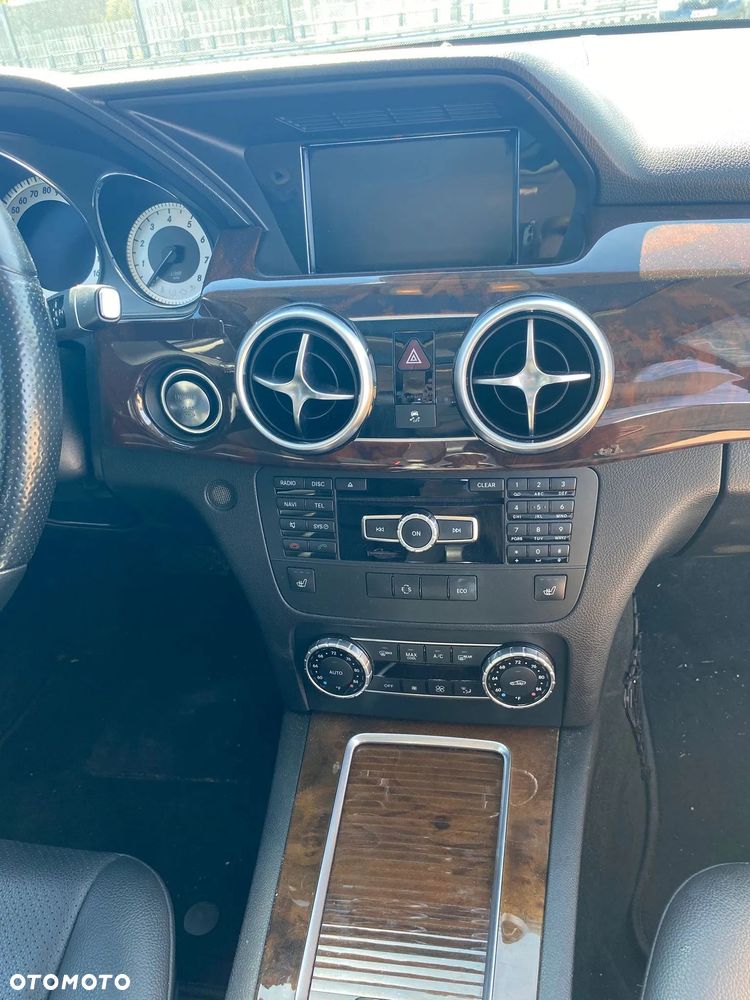 Mercedes-Benz GLK - 16