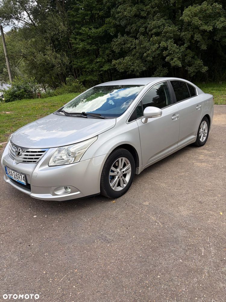 Toyota Avensis 2.0 Prestige NAVI - 2