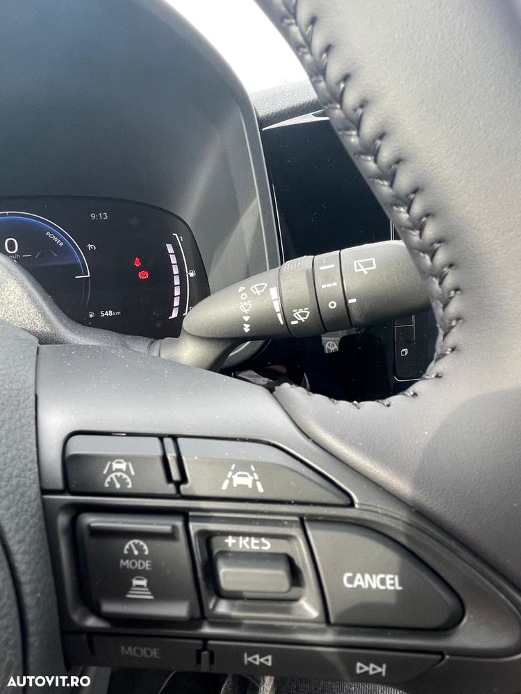 Toyota Aygo X 1.5l HEV 116CP Active - 11