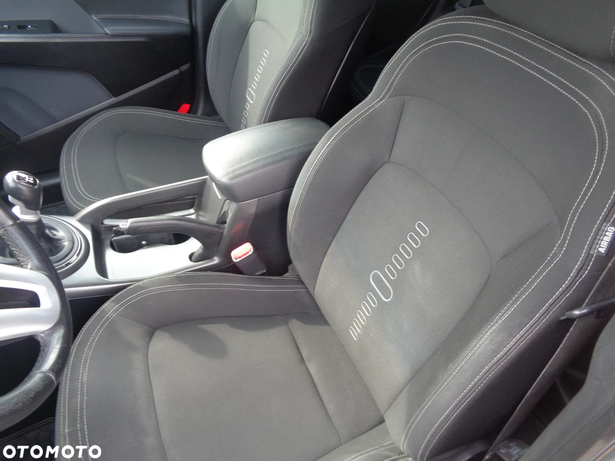 Kia Sportage 2.0 CRDI S - 12
