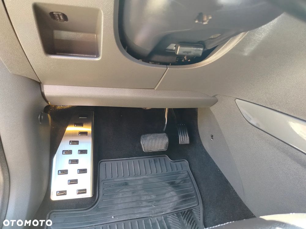 Ford Kuga 2.5 4x4 Champions Edition - 25
