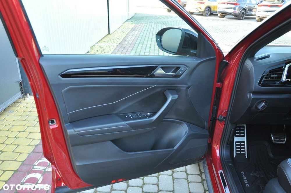 Volkswagen T-Roc - 9