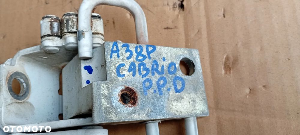 Zawias zawiasy drzwi prawy przód para Audi A3 8P LY9C - 6