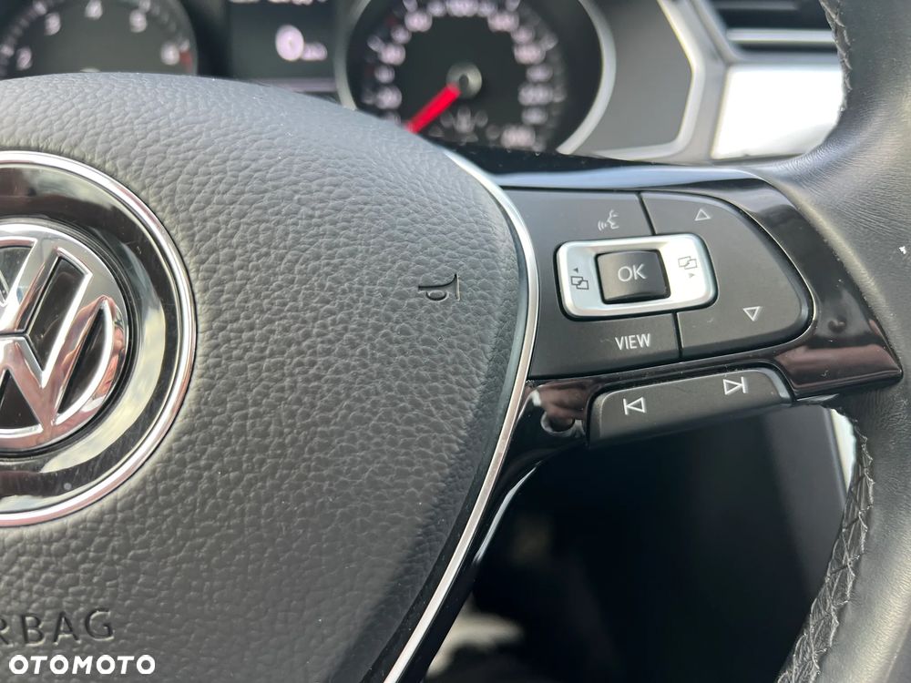 Volkswagen Passat 1.5 TSI OPF DSG - 11